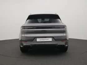 Porsche Cayenne (0) thumbnail 4