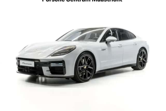 Porsche Panamera (2025) thumbnail 1