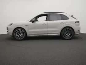 Porsche Cayenne (0) thumbnail 2