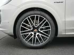 Porsche Cayenne (0) thumbnail 15