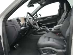 Porsche Cayenne (0) thumbnail 17