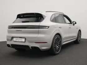 Porsche Cayenne (0) thumbnail 5