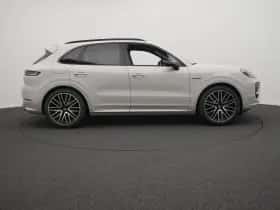 Porsche Cayenne (0) thumbnail 6