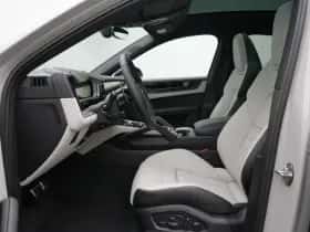 Porsche Cayenne (0) thumbnail 17