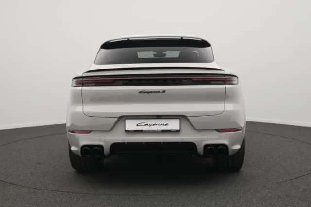 Porsche Cayenne (2026) thumbnail 4