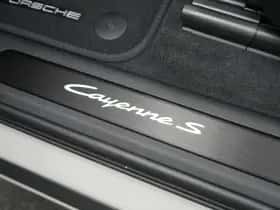 Porsche Cayenne (0) thumbnail 38