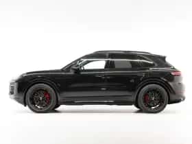 Porsche Cayenne (0) thumbnail 2