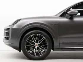 Porsche Cayenne (0) thumbnail 5