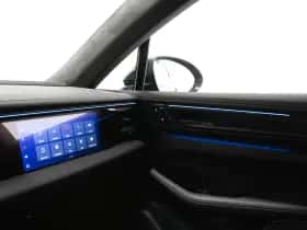 Porsche Macan (0) thumbnail 28