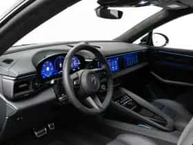 Porsche Macan (0) thumbnail 4