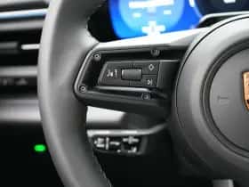 Porsche Macan (0) thumbnail 34