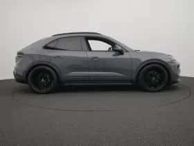 Porsche Macan (0) thumbnail 6