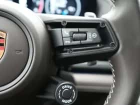 Porsche Panamera (0) thumbnail 21