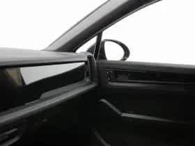 Porsche Cayenne (0) thumbnail 27