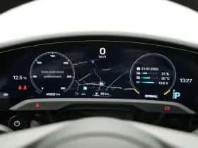 Porsche Taycan (2023) thumbnail 24