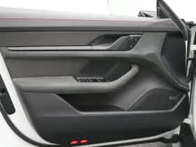 Porsche Taycan (2023) thumbnail 30
