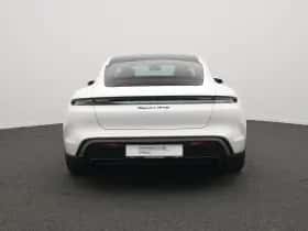 Porsche Taycan (2023) thumbnail 4