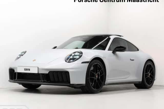 Porsche 911 (2026) thumbnail 1