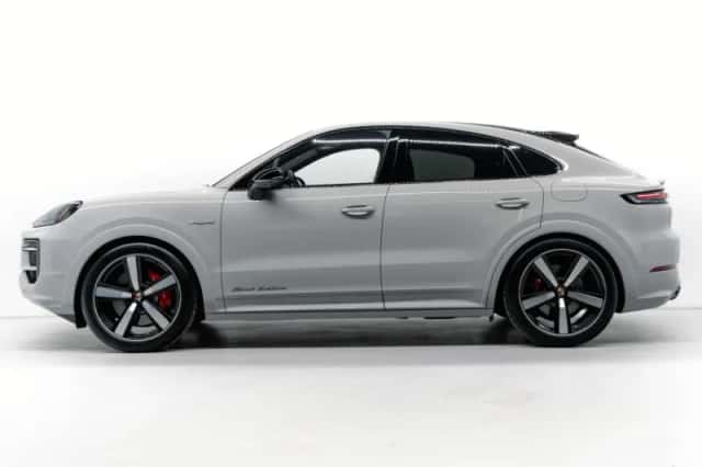Porsche Cayenne (2026) thumbnail 2