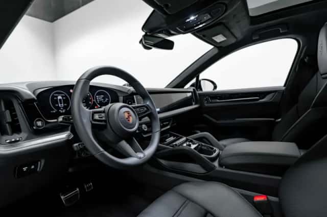 Porsche Cayenne (2026) thumbnail 4