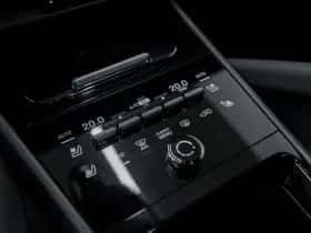Porsche Cayenne (0) thumbnail 35