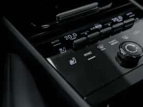 Porsche Cayenne (0) thumbnail 36