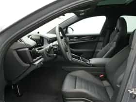 Porsche Panamera (0) thumbnail 17