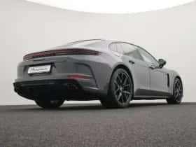 Porsche Panamera (0) thumbnail 10