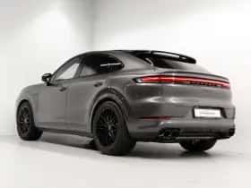 Porsche Cayenne (0) thumbnail 3