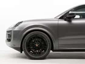 Porsche Cayenne (0) thumbnail 5