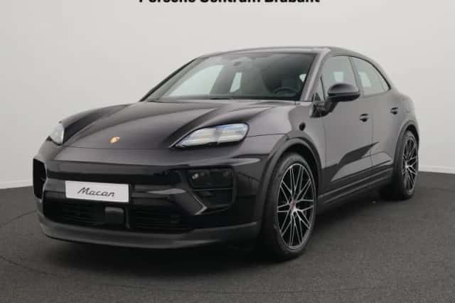 Porsche Macan (2026) thumbnail 1