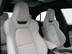 Porsche Macan (0) thumbnail 22