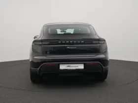 Porsche Macan (0) thumbnail 4