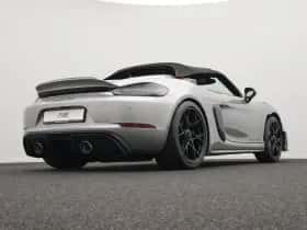 Porsche 718 (0) thumbnail 10