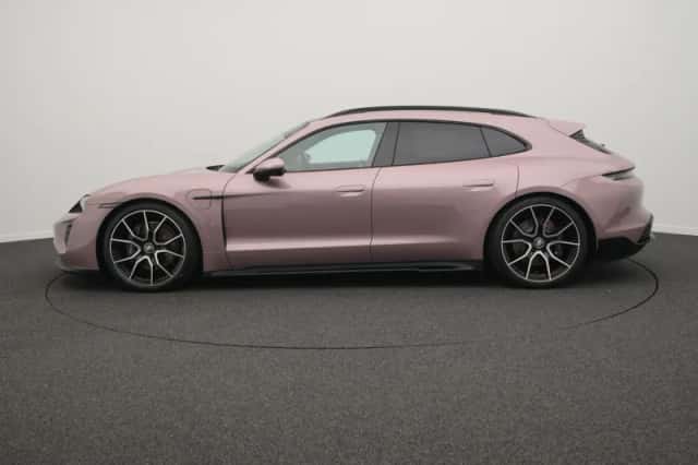 Porsche Taycan (2023) thumbnail 2