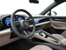 Porsche Macan (0) thumbnail 16