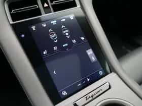 Porsche Taycan (2025) thumbnail 25