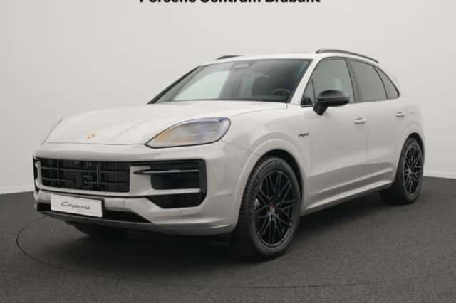 Porsche Cayenne (2026) thumbnail 1