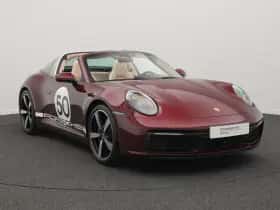 Porsche 911 (2021) thumbnail 7