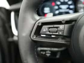 Porsche 911 (2023) thumbnail 32