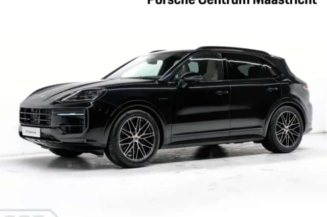 Porsche Cayenne (2026) thumbnail 1