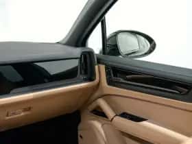Porsche Cayenne (0) thumbnail 40