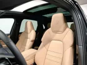 Porsche Cayenne (0) thumbnail 5