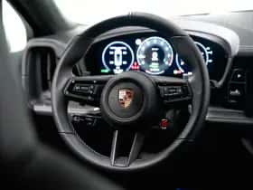 Porsche Cayenne (0) thumbnail 16