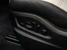 Porsche Cayenne (0) thumbnail 30
