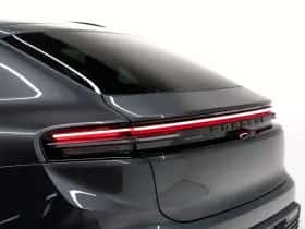 Porsche Macan (0) thumbnail 15