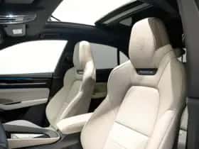 Porsche Macan (0) thumbnail 5