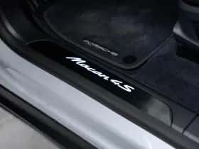 Porsche Macan (0) thumbnail 23