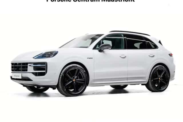 Porsche Cayenne (2025) thumbnail 1