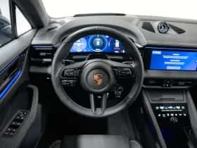 Porsche Macan (0) thumbnail 32